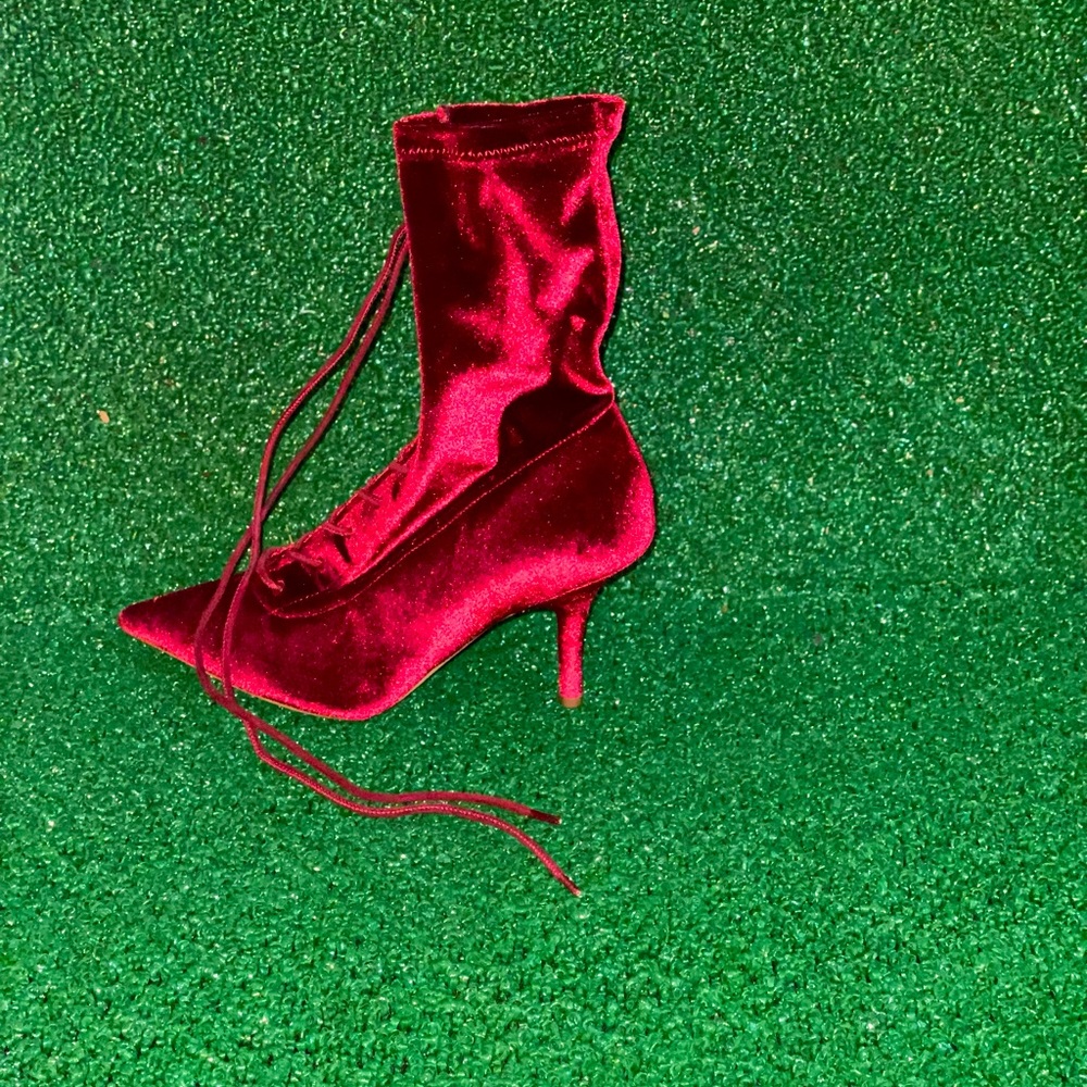 Yeezy season 5 Burgundy velvet heel boots